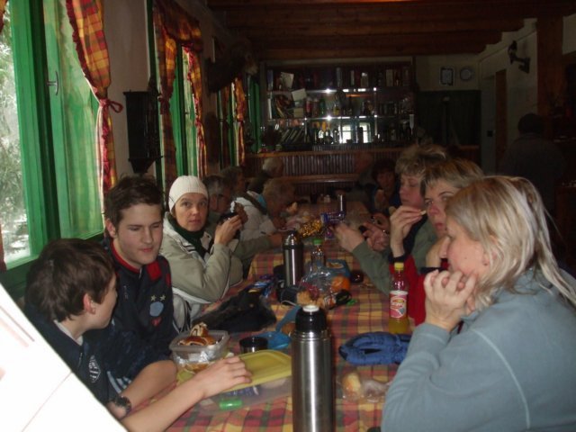 photo065.jpg