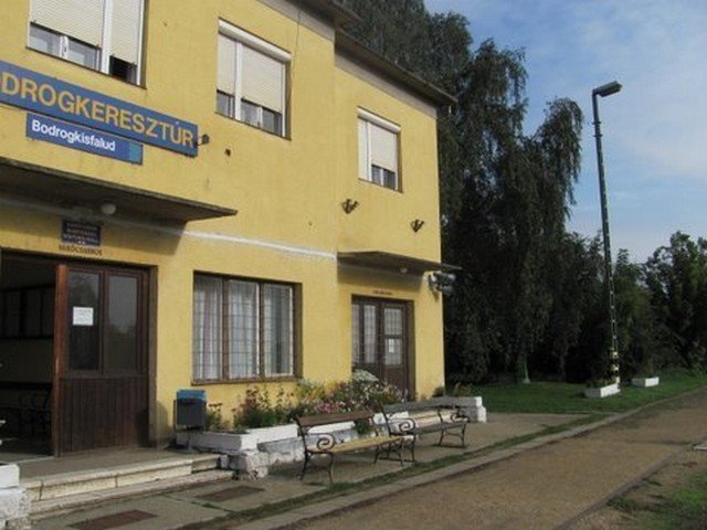 photo06.jpg