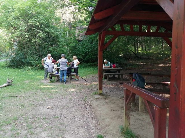 photo009.jpg